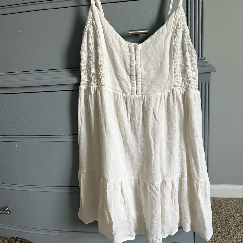 White Sleeveless Dress